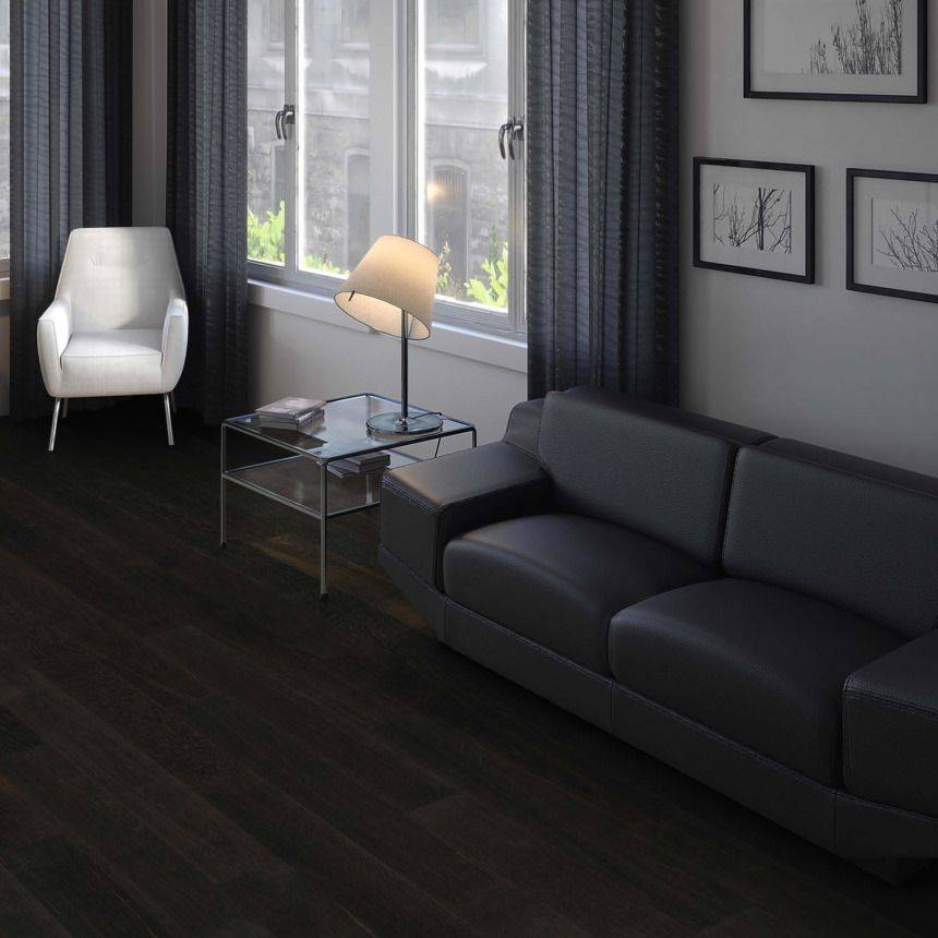 Refaire le sol de son appartement avec un parquet chêne massif huilé ou vernis, livraison Lyon et France entière.